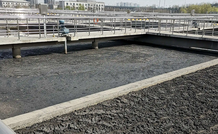 飛灰水洗漿液脫水難題破解：耐腐蝕臥螺離心機(jī)助力危廢資源化利用(圖1)